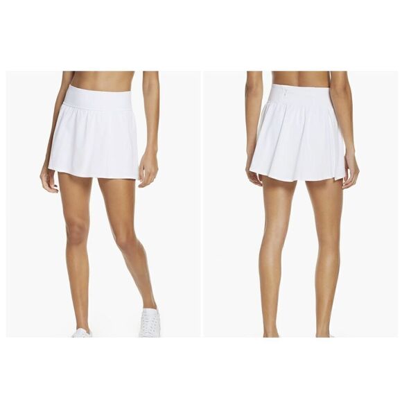 New SPANX Get Moving 14" Skort in White Size LARGE NWOT $72 - Picture 2 of 3